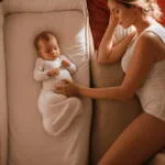 Alquilar una cuna de colecho en Marrakech: noches tranquilas con tu bebé (2026)