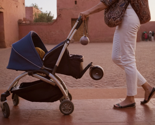 Marrakech avec bébé de 2 ans : Conseils pour un séjour sans stress avec une poussette